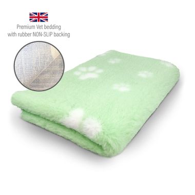 DRYBED Premium Vet Bed light green + white paws 100 x 75 cm